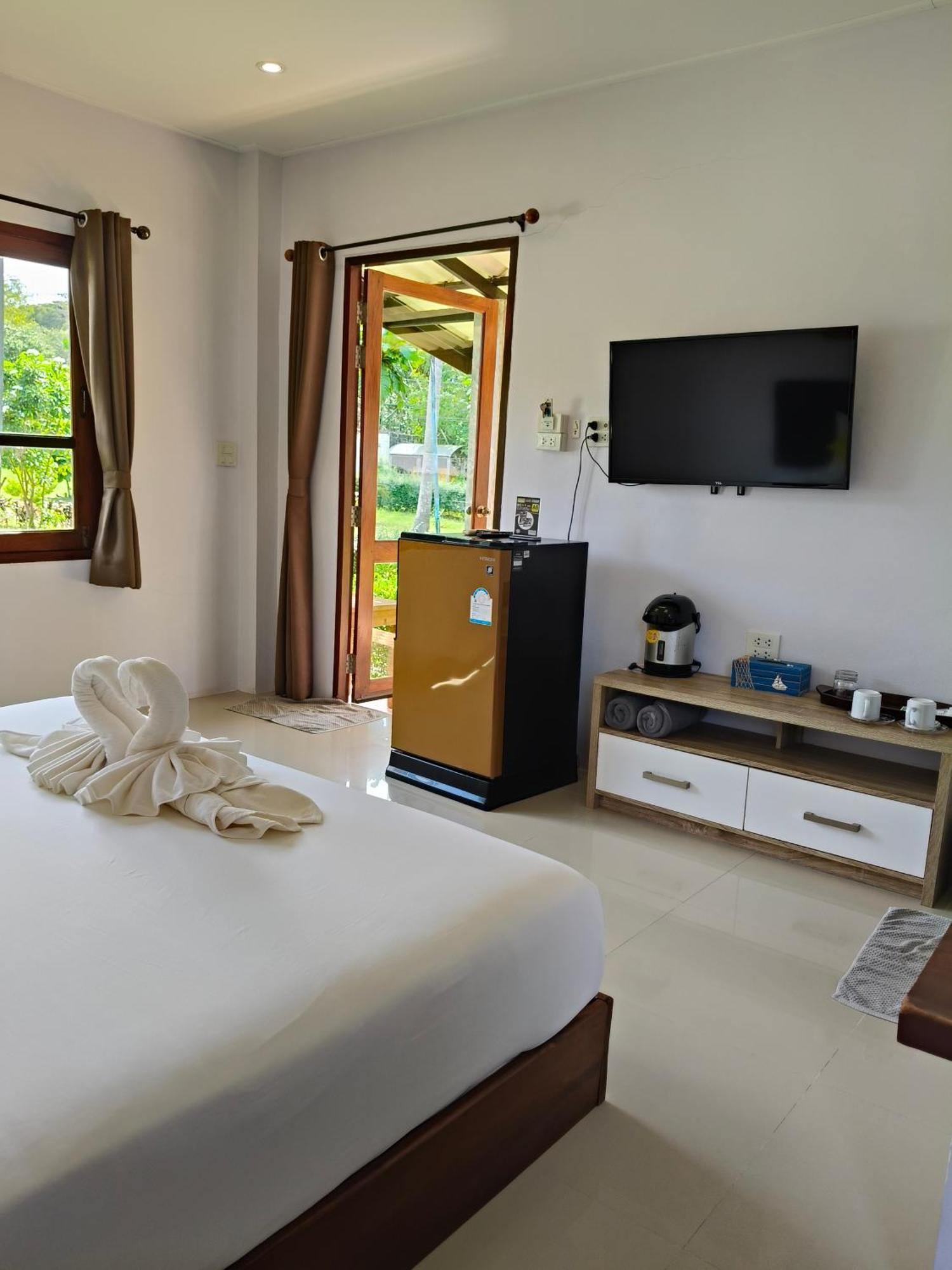 The Lodge At Koh Kood Ko Kut Kültér fotó